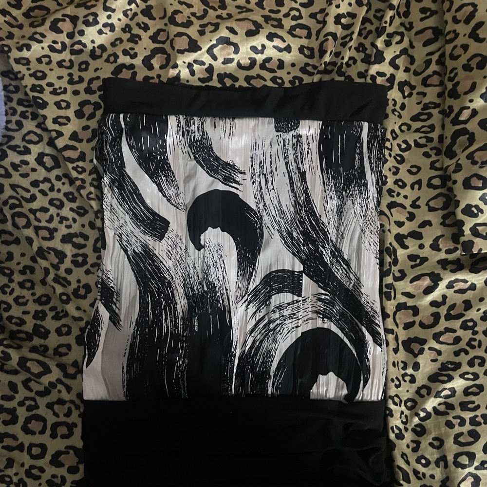 Black and White Abstract Print Strapless Tube Top